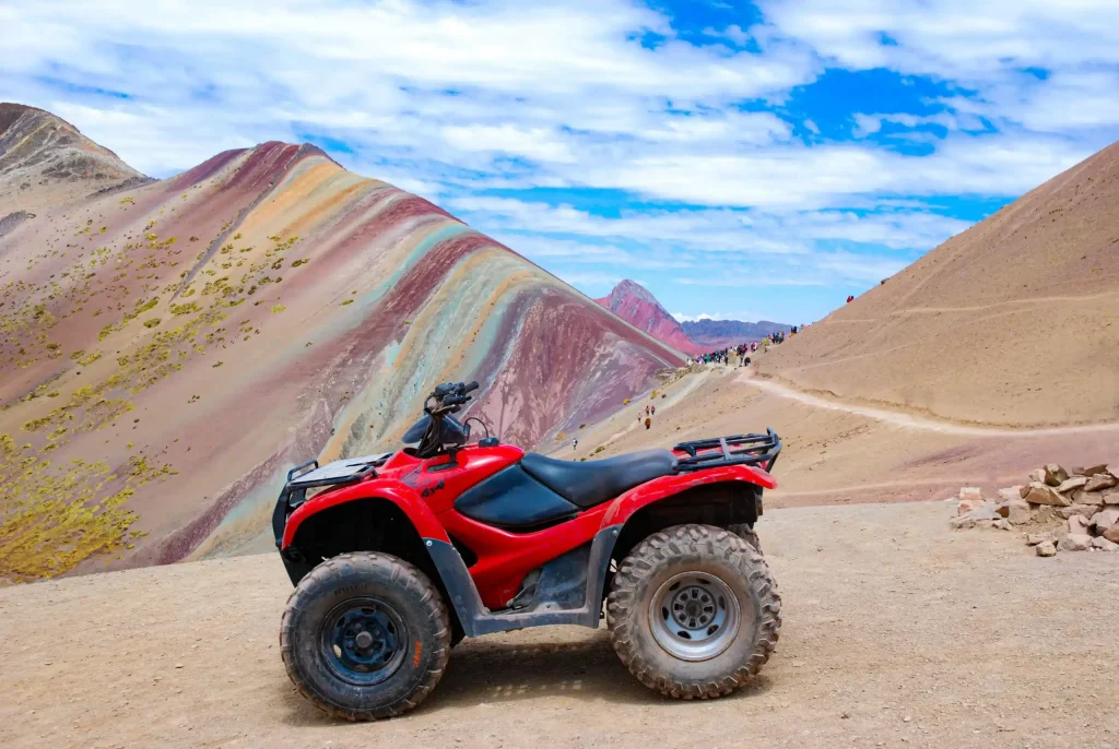 Tour en Cuatrimotos: Vinicunca, la Montaña de los 7 Colores